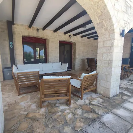 Aarum - Your Idyllic Retreat In Crete !